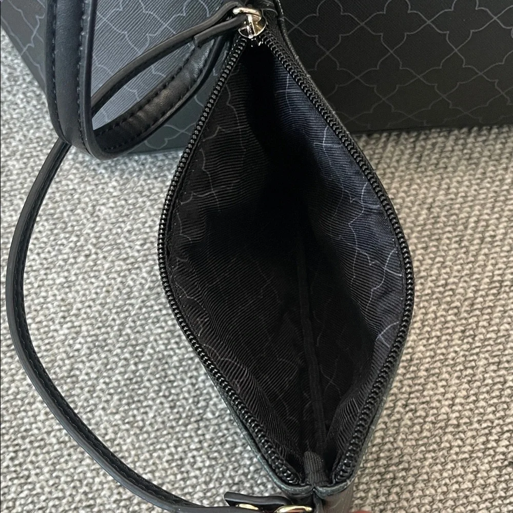 Kelly & Katie Elegant Black Tote with Pouch - Picture 8 of 16